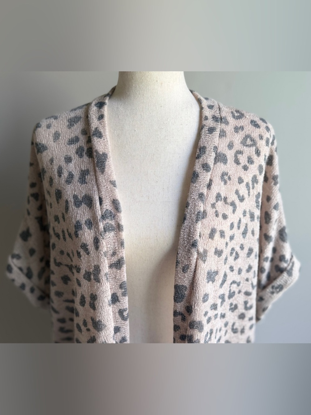 Cherish Tan and Gray Leopard Open-Front Short Sleeve Cardigan - Picture 2 of 5